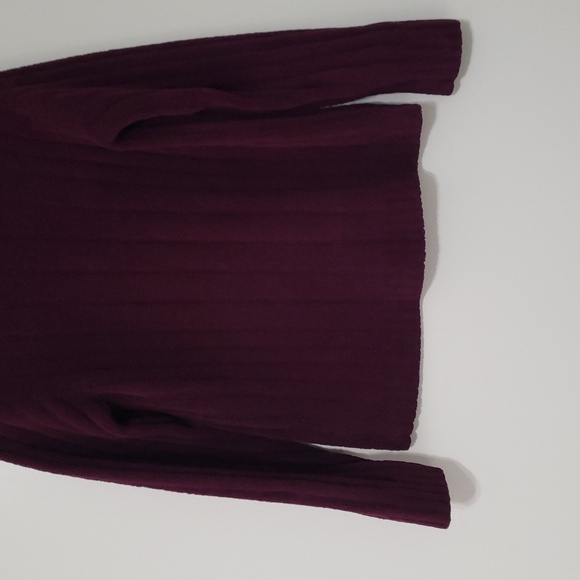 Royal Robbins Women Turtleneck Sweater Small Purple Wine Merlot Outdoor Soft - Picture 7 of 10